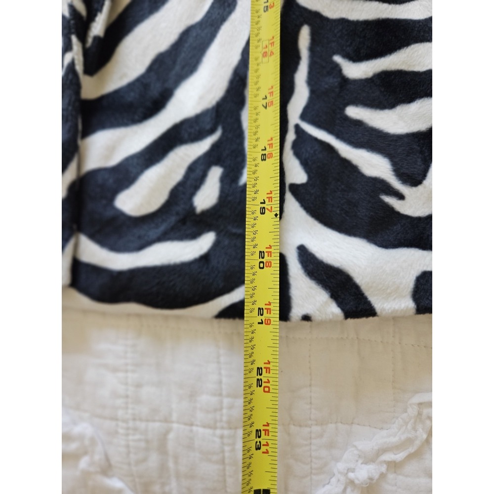 Vtg Focus 2000 By Charles Glueck Zebra B&W Tiger  Velvety Cropped Jacket 8 - Picture 12 of 14